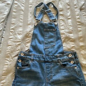 Dollhouse overall skinny jeans
